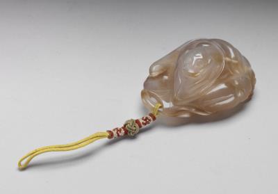 图片[2]-Agate pendant in the form of a monkey, Qing dynasty (1644-1911)-China Archive